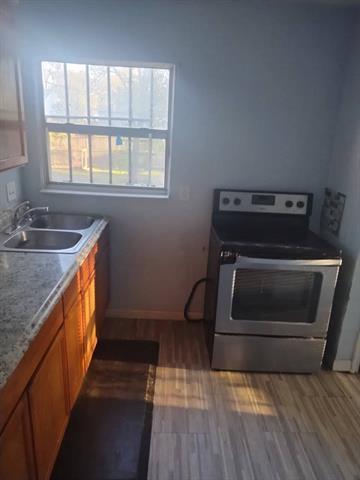 Foto del edificio - 3010 Modree Ave