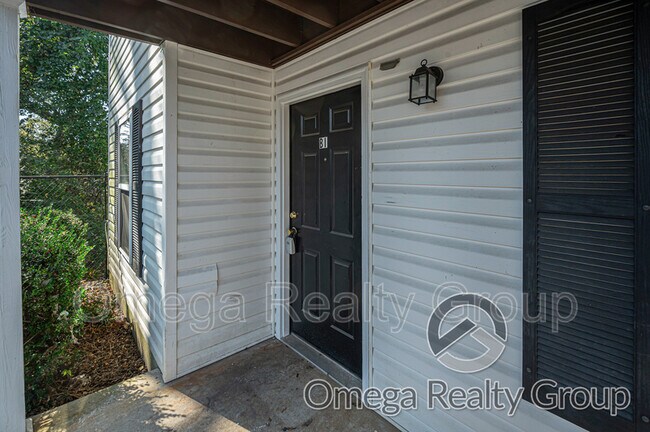 Building Photo - 4203 20th St NE