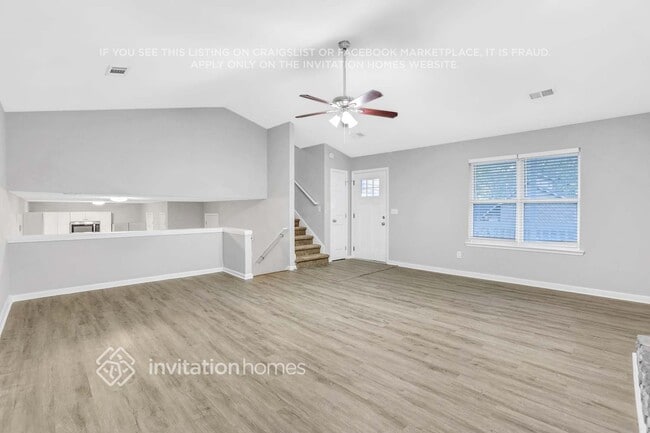 Building Photo - 5120 N Woodbridge Trail