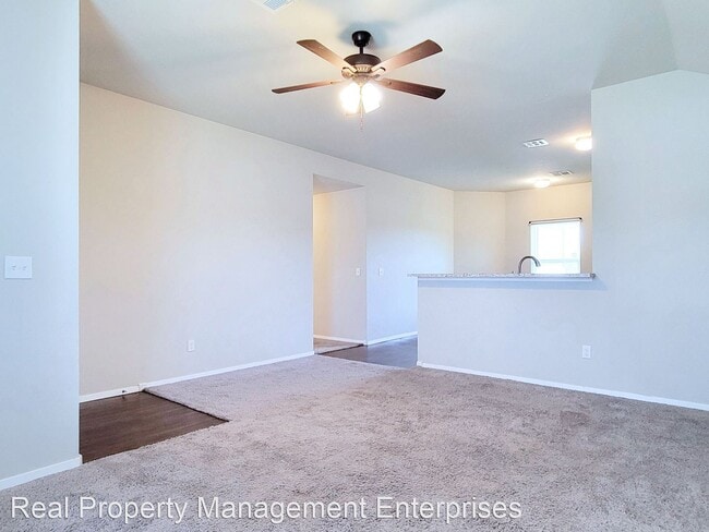 Building Photo - 3 br, 2 bath House - 3131 Westbrook St