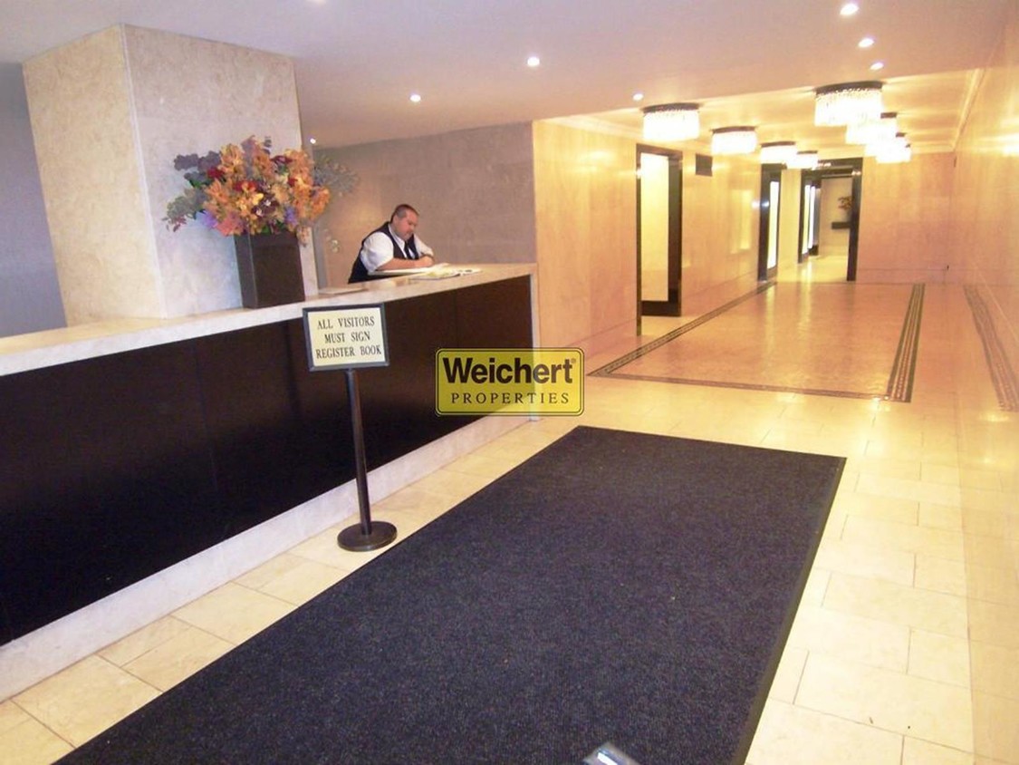 Foto principal - 245 East 63rd Street