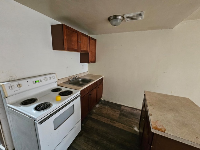 Photo - 13540 Superior Rd Apartment