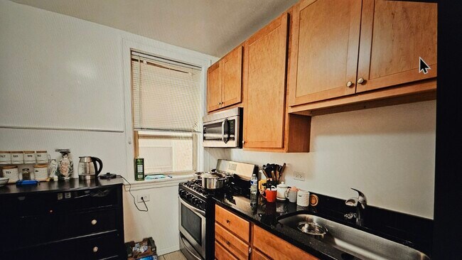 Foto del edificio - 5503 N Campbell Ave