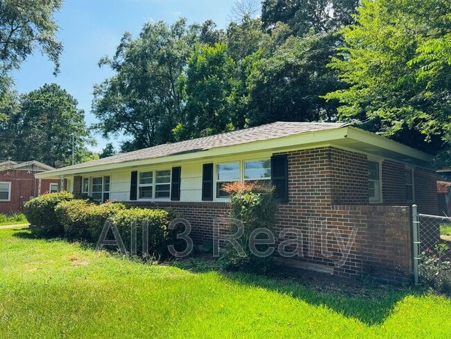 Building Photo - 664 Joryne Dr