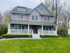 Building Photo - 227 E McClellan Ave