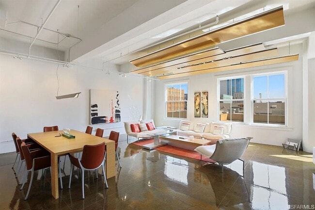 Photo - 2 Mint Plaza Apartment