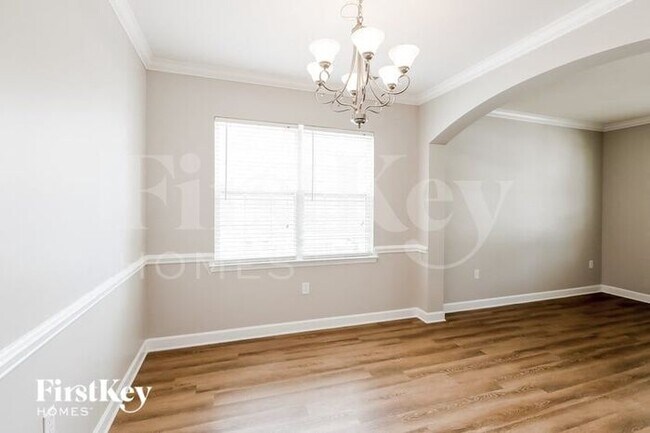 Foto del edificio - 4006 Linville Falls Ln