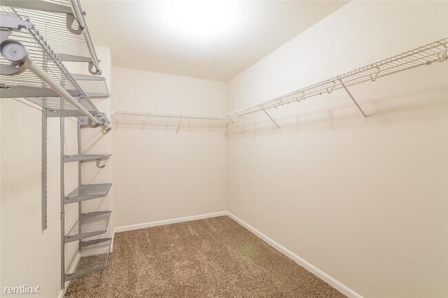 Building Photo - 4 br, 3 bath House - 7628 Cypress Edge Drive