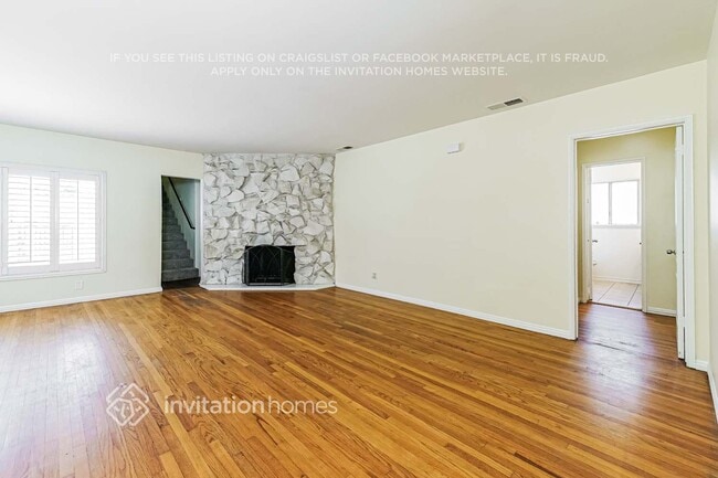 Foto del edificio - 9515 Samoline Ave