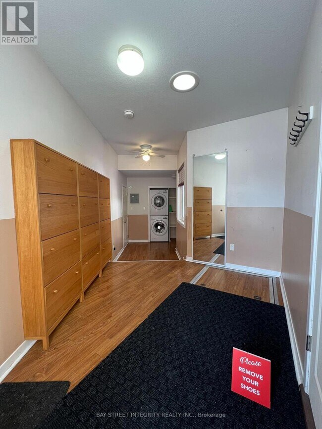 Building Photo - 1339 Pinegrove Rd