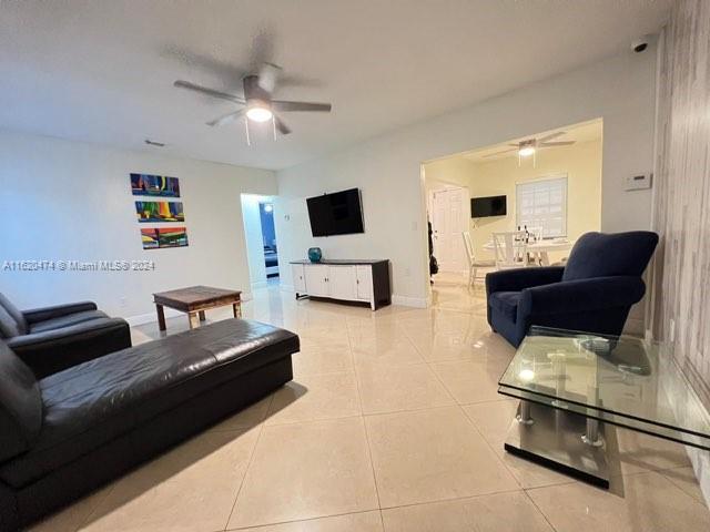 Foto del edificio - 7130 SW 4th St