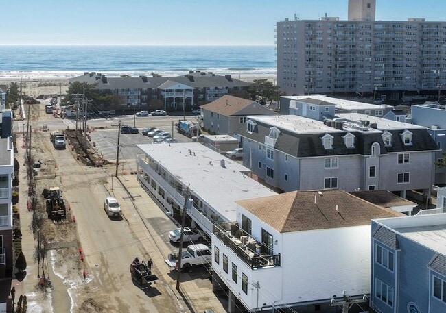 Building Photo - 24 S Washington Ave