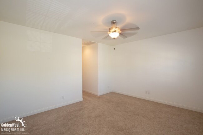 Foto del edificio - Charming 2Bdm 2Ba Townhome in Centennial H...