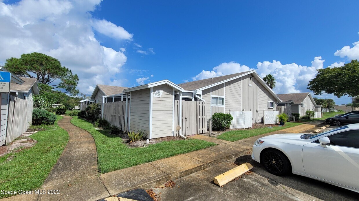 Foto principal - 1920 Quail Ridge Ct