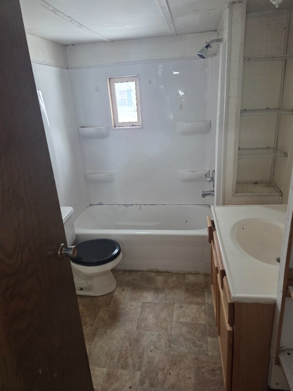 Building Photo - 8464 Cleveland Ave NW