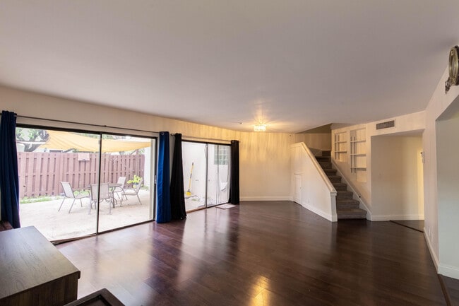 Foto del edificio - 103 Weybridge Cir