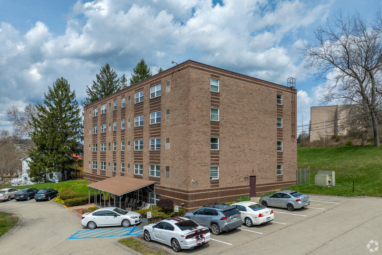 19 S St. principal - Ellsworth Parkview Apartments