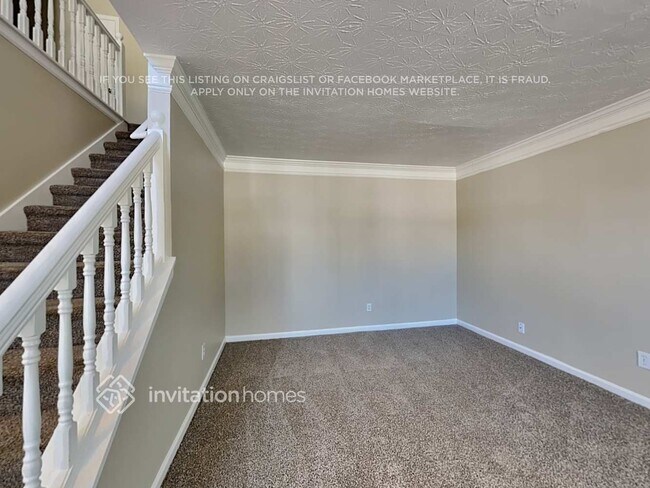 Building Photo - 20 Rock View Ln