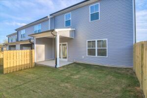Building Photo - 1201 Vail Dr