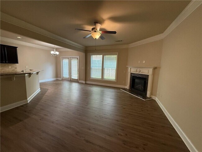 Building Photo - 1045 Township Cir