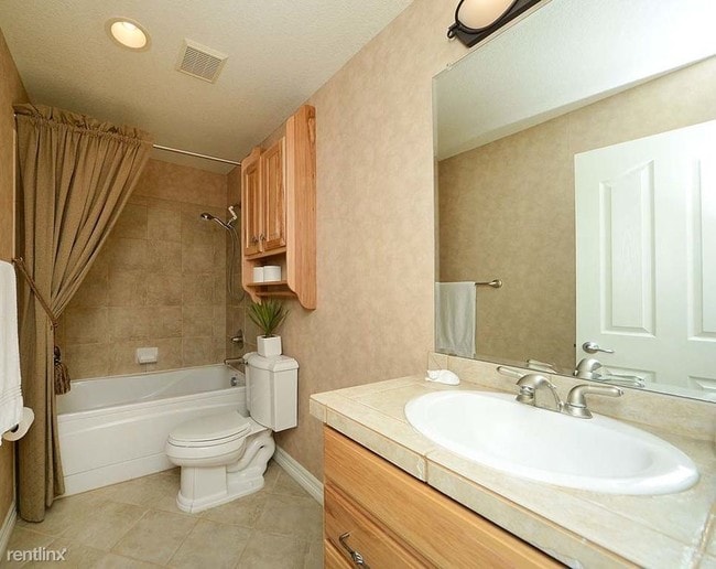 Building Photo - 10545 Jaguar Dr