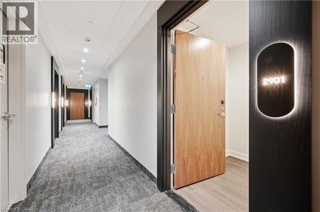 Photo du bâtiment - 25 Wellington St S