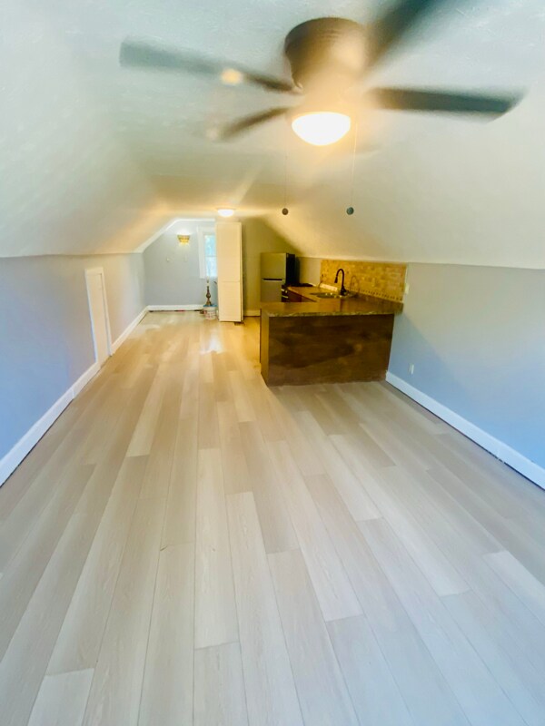 Foto del edificio - 958 Hunt St