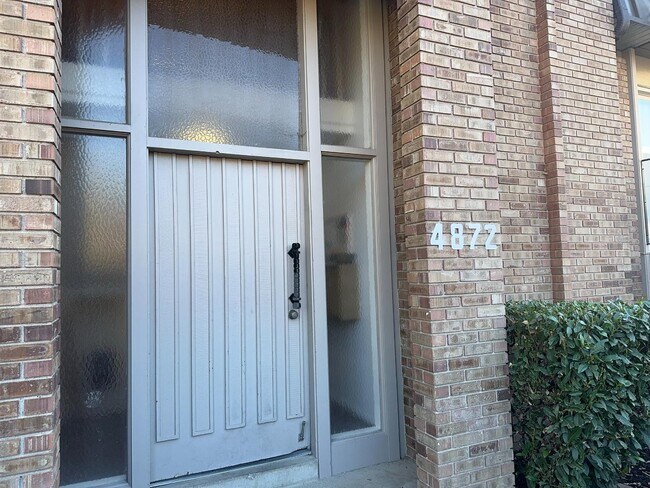 Foto del edificio - 4872 S Highland Cir