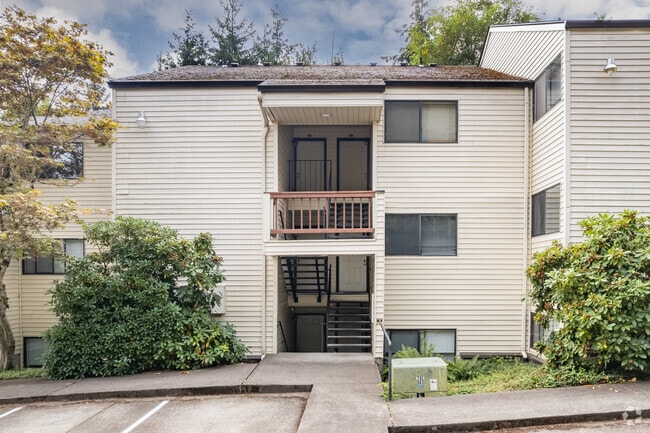 Building Photo - 1 Bedroom in Multnomah Village