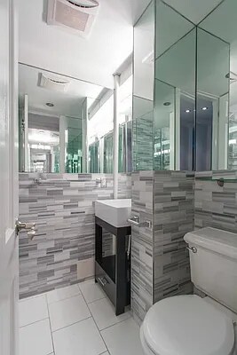 Foto del edificio - 410 E 9th St