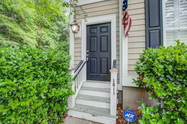 Photo - 1811 Luna Ct House