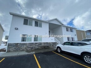 Building Photo - 6255 N Freedom Rd