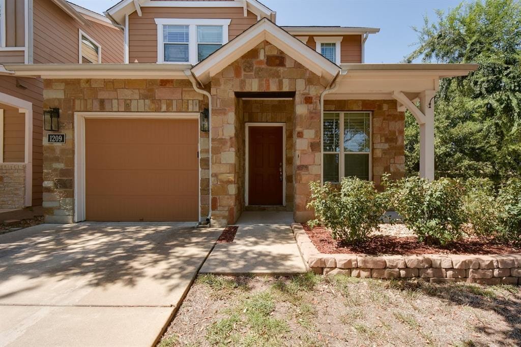 Primary Photo - 1209 Salem Park Ct