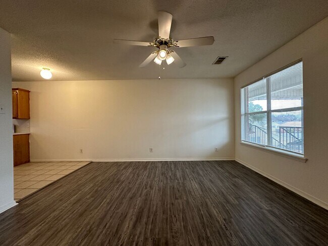Foto del edificio - 4717 S.29th Street-C
