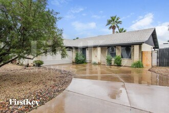 Building Photo - 9047 N 48th Ave