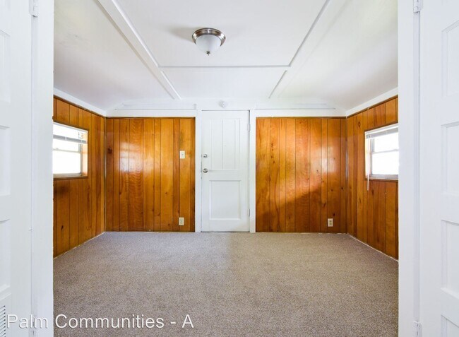 Building Photo - 911 E Emma St