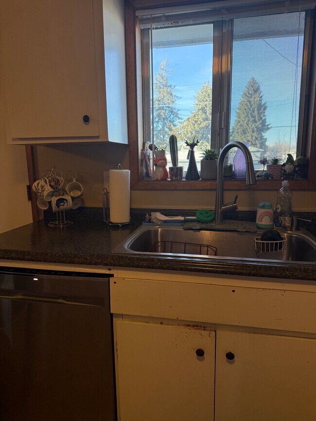 Foto del edificio - 2223 E Joseph Ave