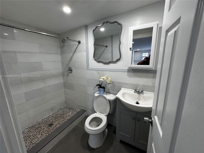 Building Photo - 30060 SW 157th Ave