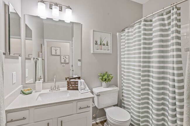 Foto del edificio - Retreat At Johns Creek