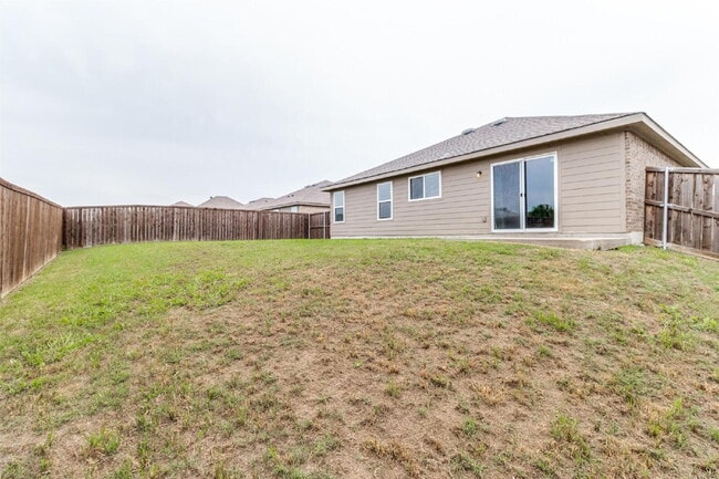 Building Photo - 1434 Raven Dr W