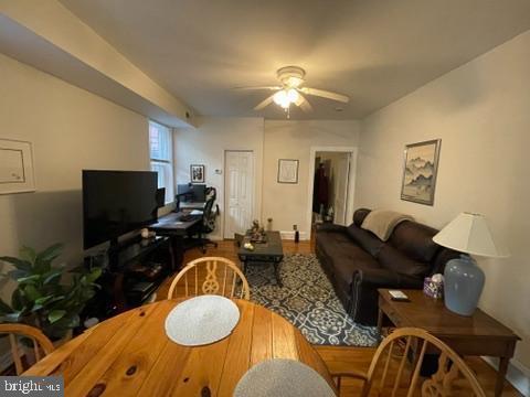 Foto del edificio - 1214 Spruce St