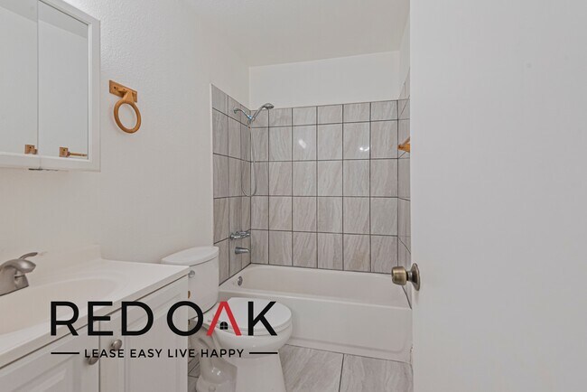 Building Photo - ~1 Month FREE~ Cozy, Large Studio Featurin...