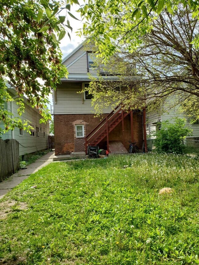 Back of House - 2254 S Chase Ave