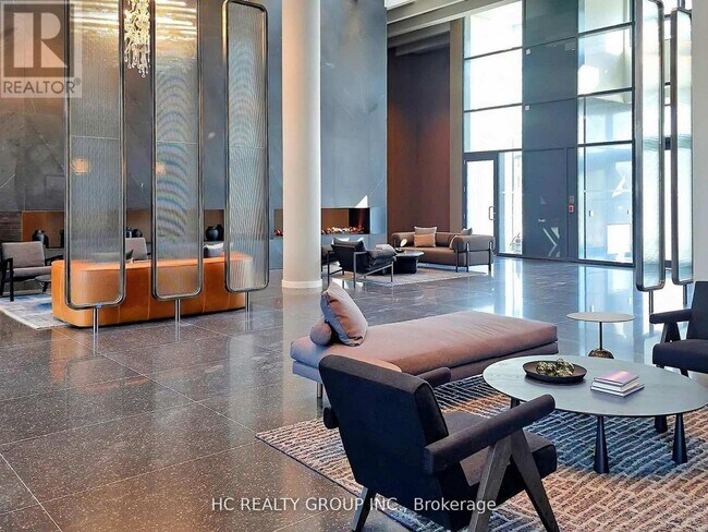 Photo du bâtiment - 8 Interchange Wy