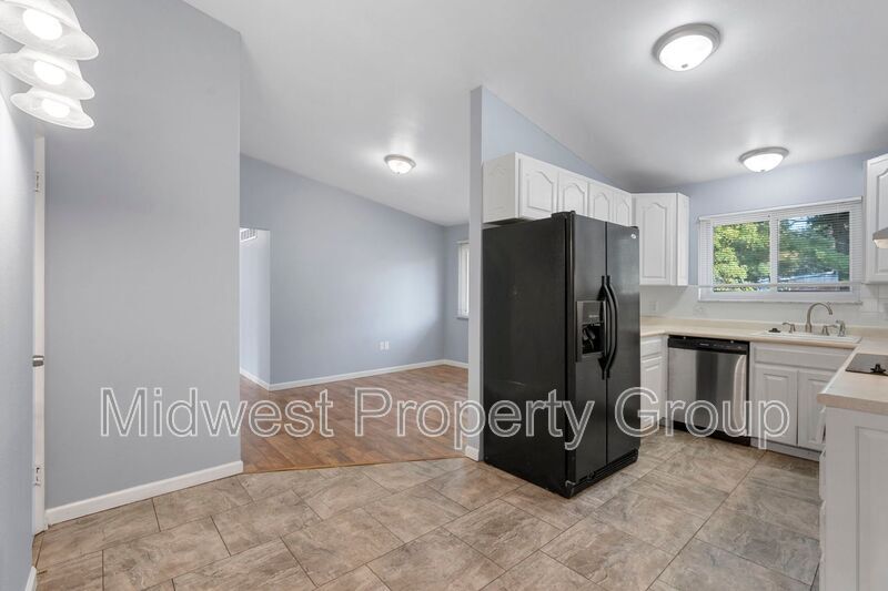 Foto principal - 1470 Whirlaway Dr