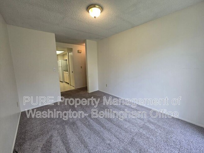 Foto del edificio - 3366 Cherrywood Ave