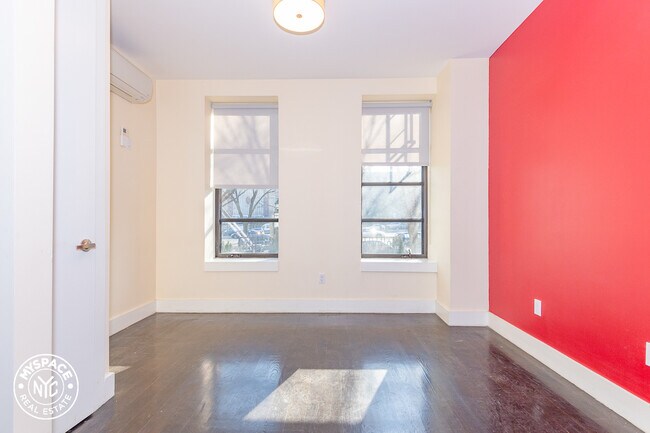 Building Photo - 519 Eastern Pkwy