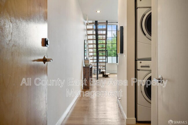 Foto del edificio - 1018 4th Ave