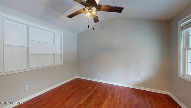 Building Photo - 221 Salty Shores Rd