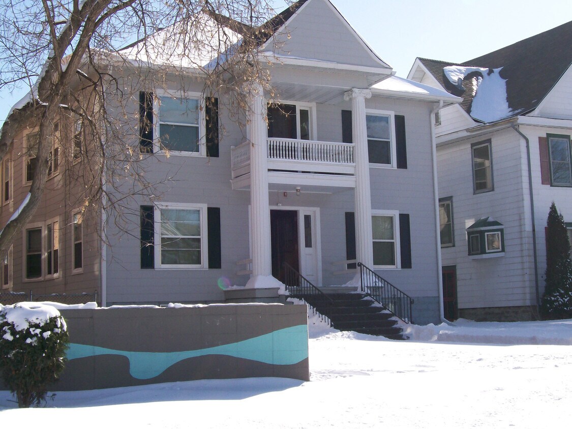 Foto del edificio - 2431 Blaisdell Ave